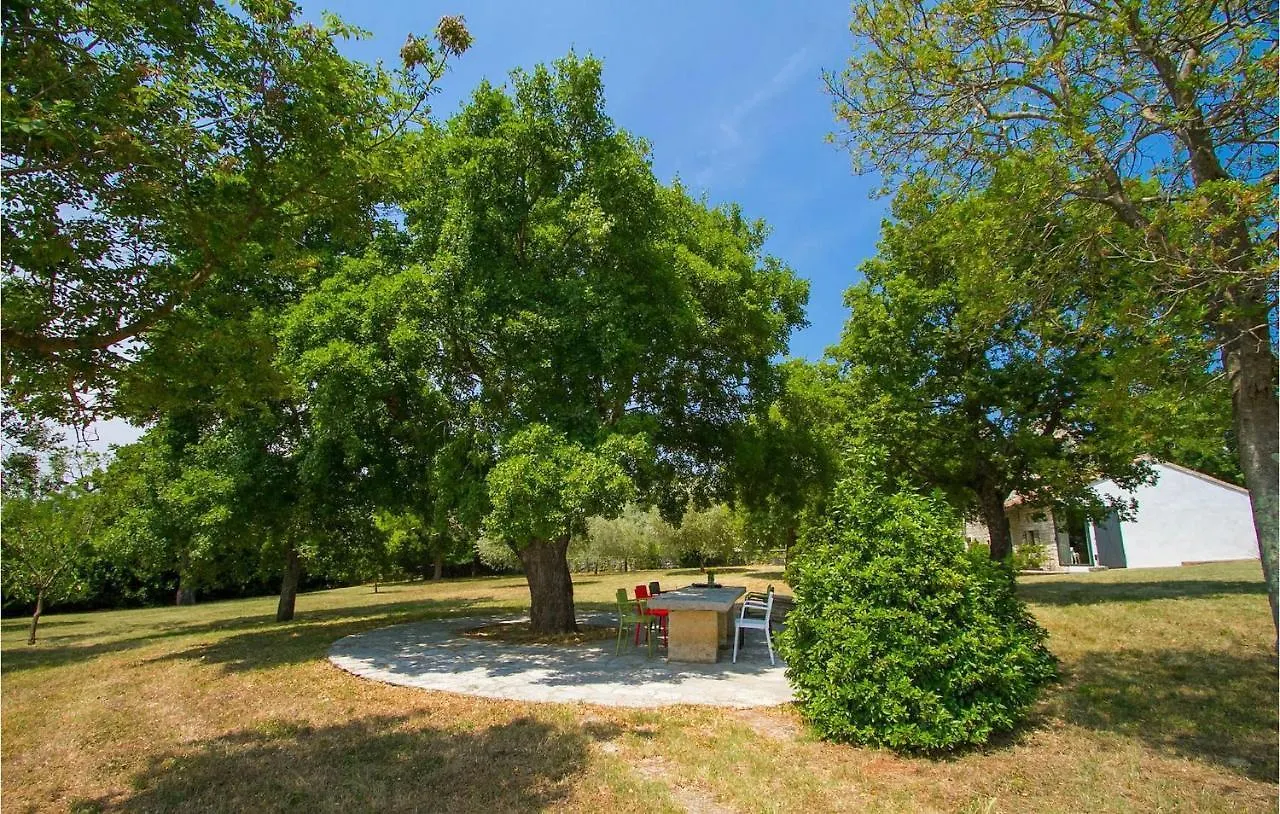 בית נופש רוביני Villa Bura